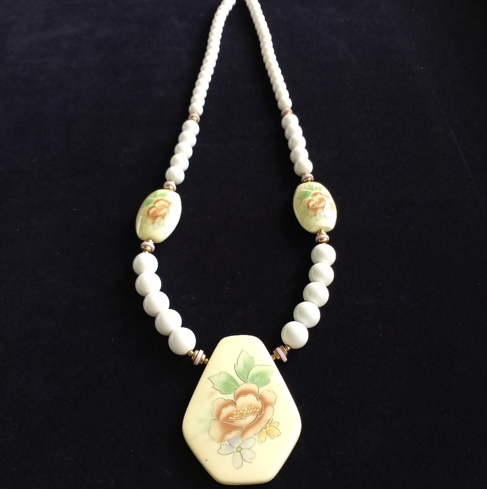 Vintage Japan necklace